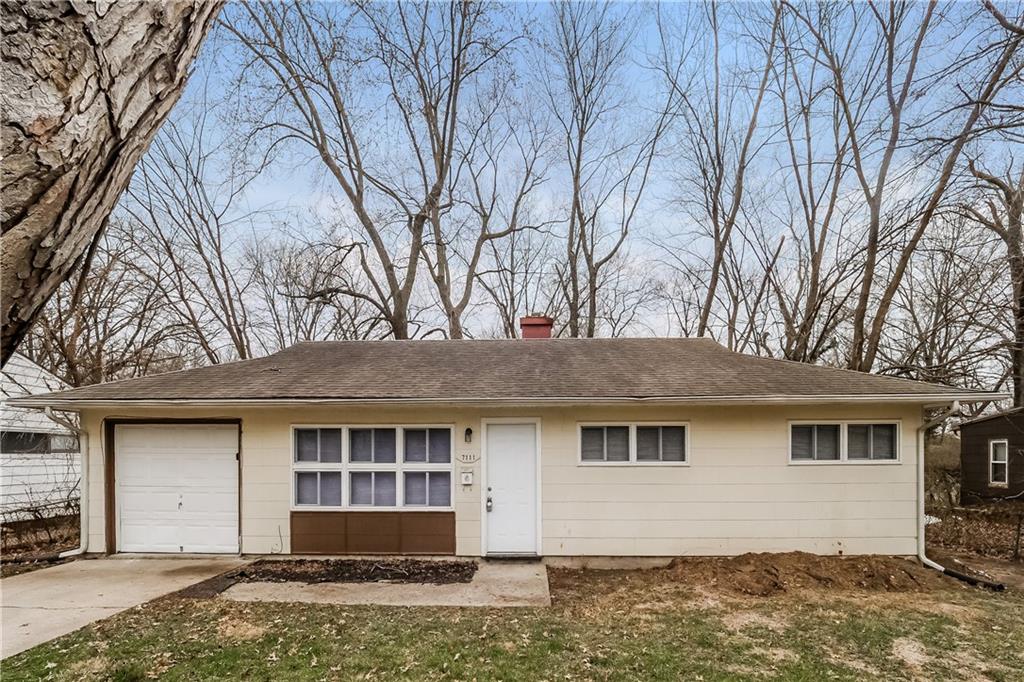 Photo of 7111 E 111th Terrace Kansas City MO 64134