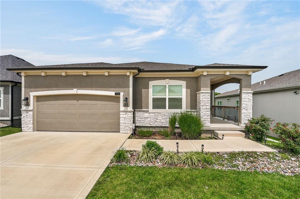 Photo of 7029 N Cambridge Avenue Kansas City MO 64119