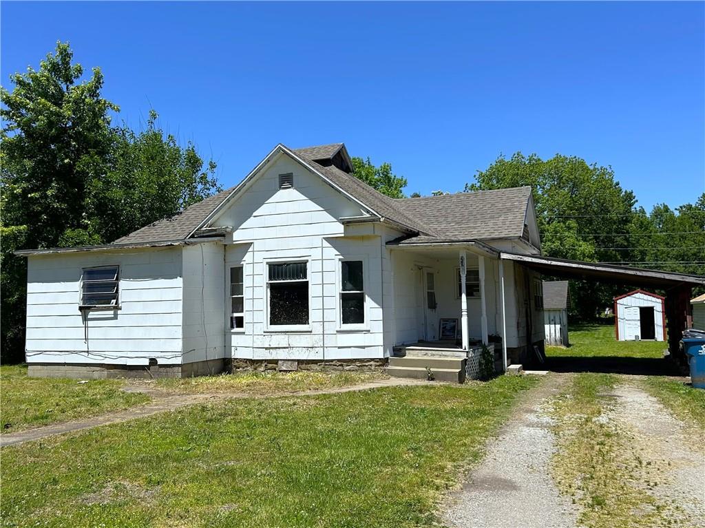 Photo of 203 E Maple Street Liberal MO 64762