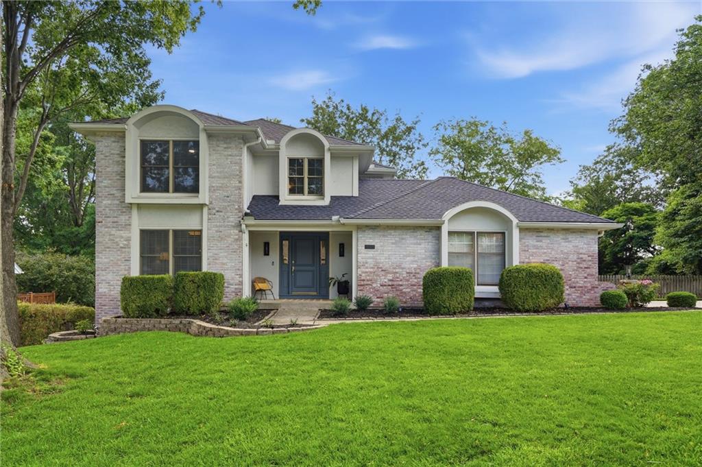 Photo of 11904 Aberdeen Road Leawood KS 66209