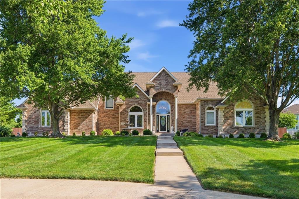 Photo of 15586 Cedar Lane Basehor KS 66007