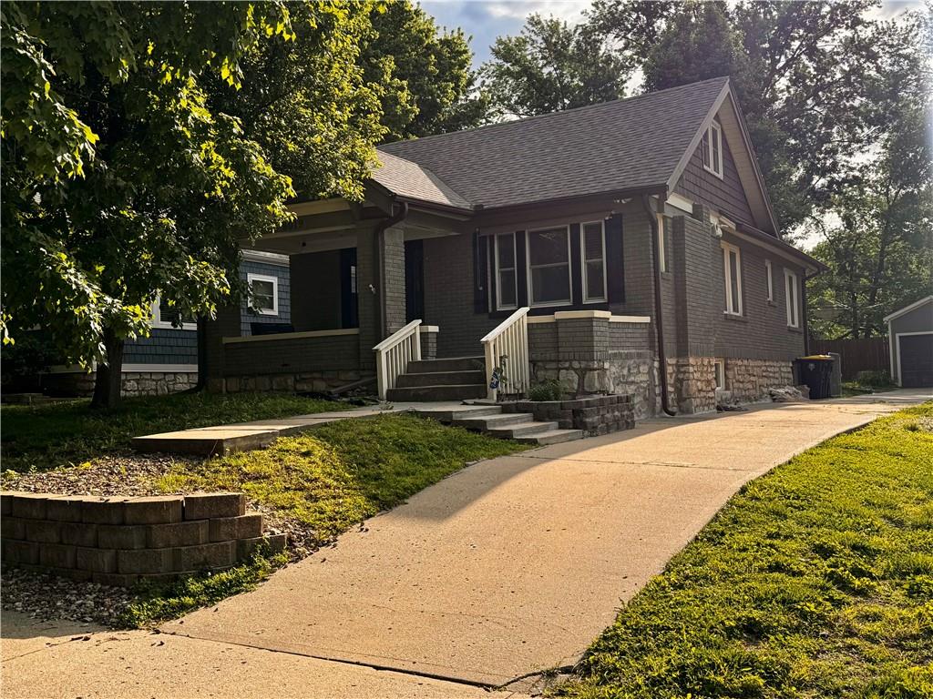 Photo of 6019 Holmes Street Kansas City MO 64110