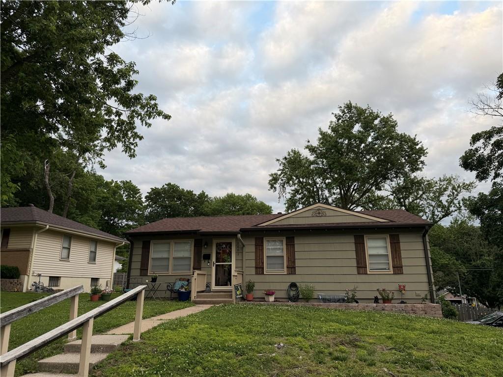 Photo of 5001 N Michigan Avenue Kansas City MO 64118