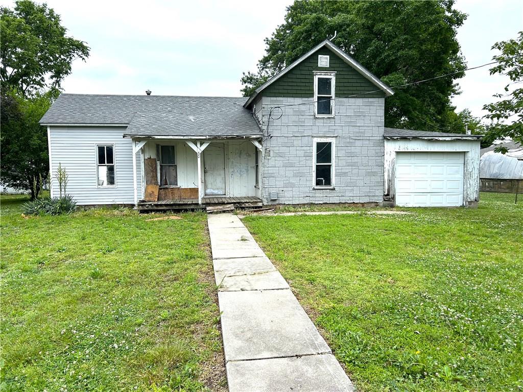Photo of 305 Walser Avenue Liberal MO 64762