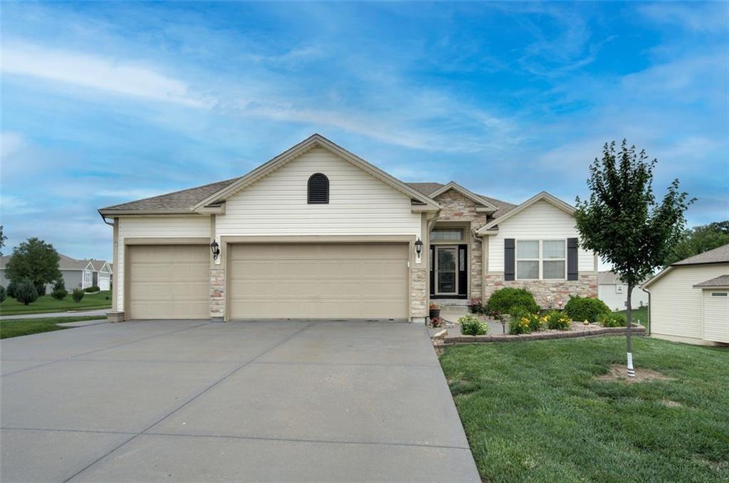 Photo of 13305 N Copper Ridge Drive Platte City MO 64079