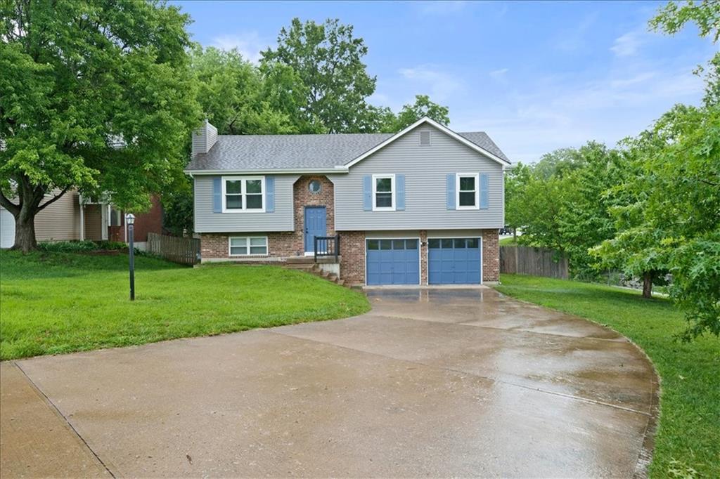 Photo of 5181 FARLEY Lane Merriam KS 66203