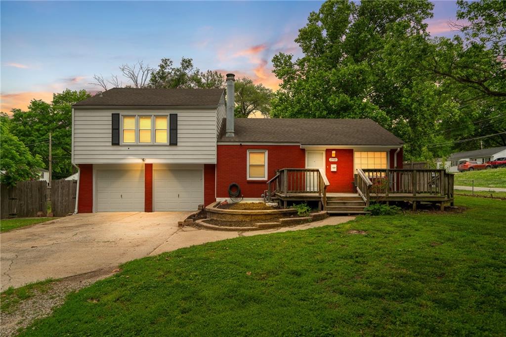 Photo of 2700 S SCOTT Avenue Independence MO 64052