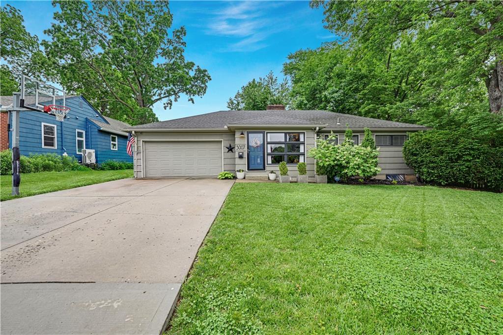 Photo of 3007 W 49th Terrace Westwood KS 66205
