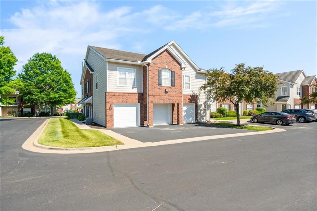 Photo of 11612 Tomahawk Creek Parkway #B Leawood KS 66211