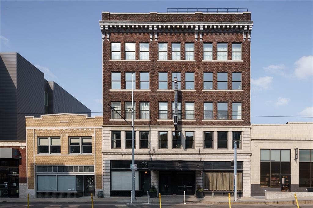 Photo of 1904 Main Street #3S Kansas City MO 64108