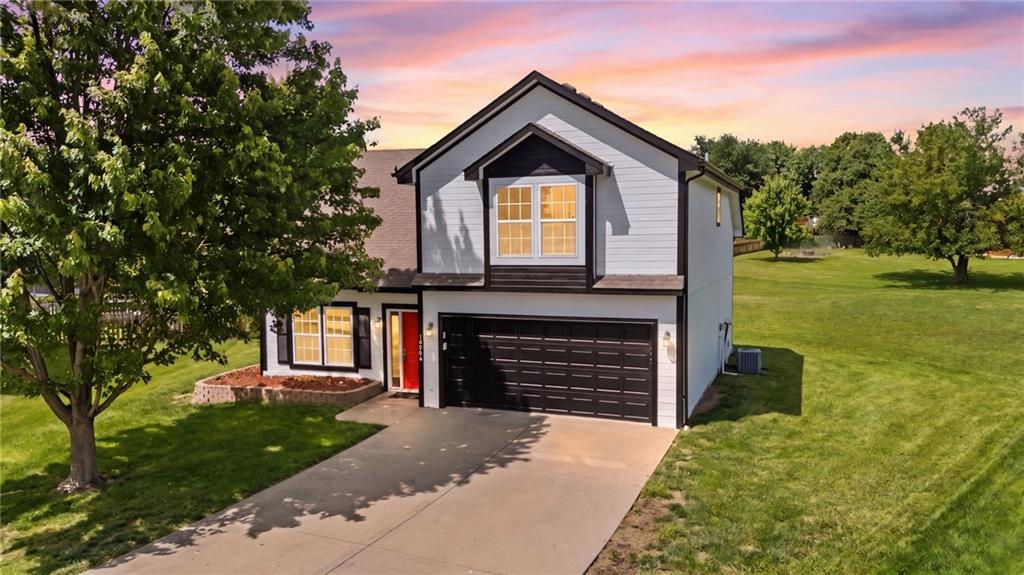 Photo of 10908 N Donnelly Court Kansas City MO 64157