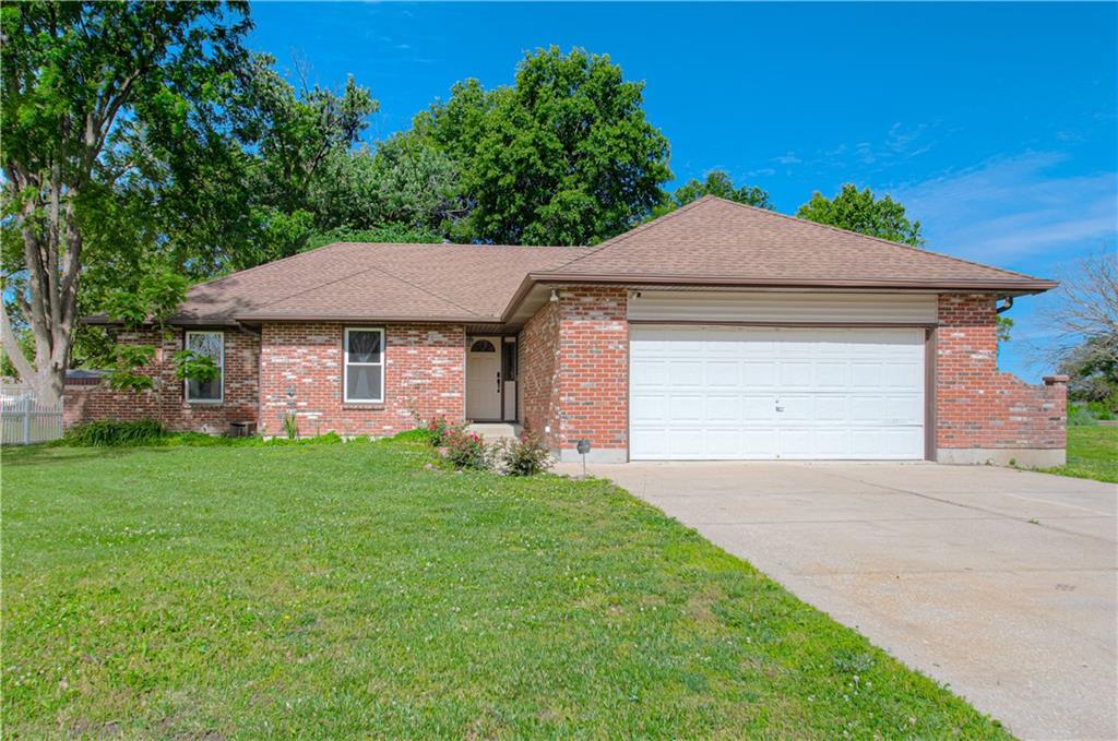 Photo of 304 Zoe Street Buckner MO 64016