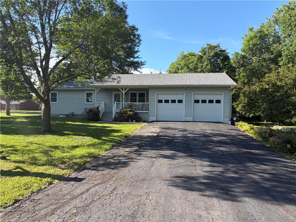 Photo of 724 Garrettson Street Burlington KS 66839