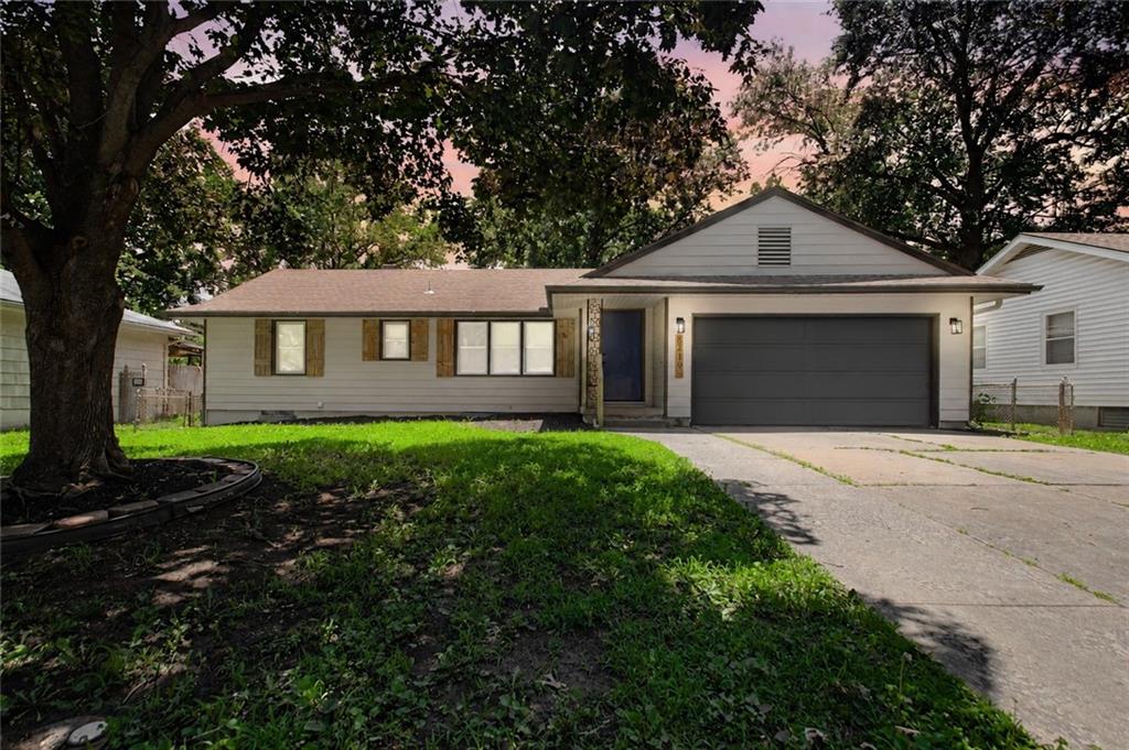 Photo of 8219 E 85th Terrace Raytown MO 64138