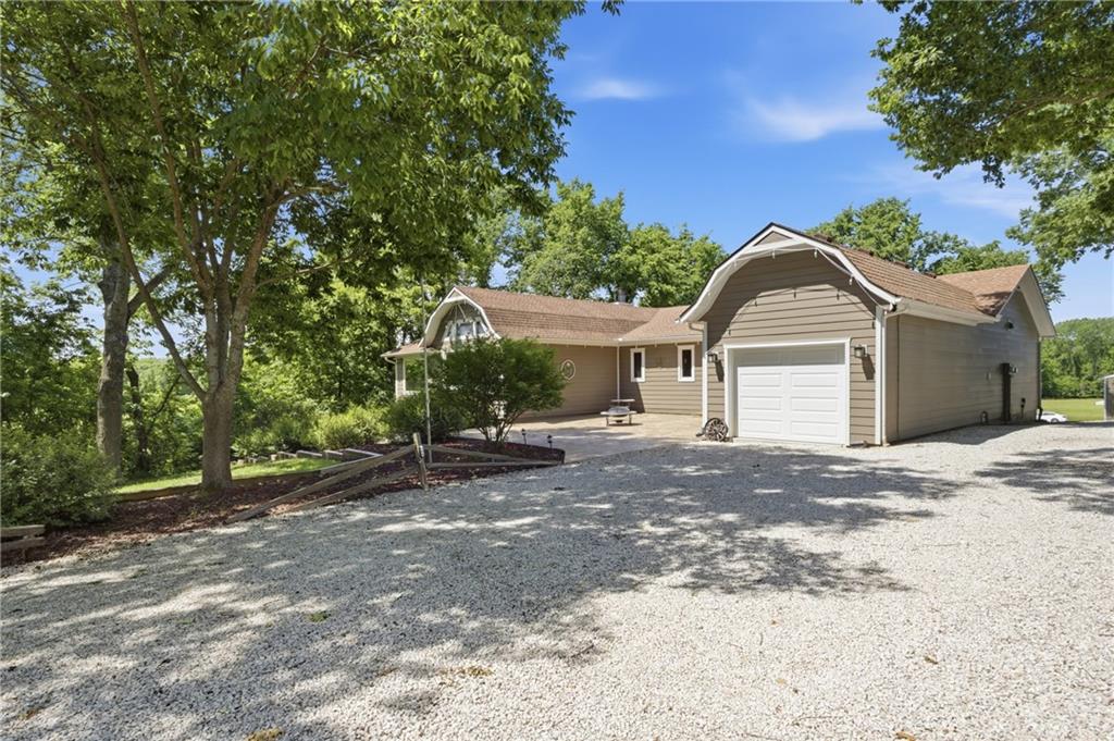 Photo of 25045 W 215 Street Spring Hill KS 66083