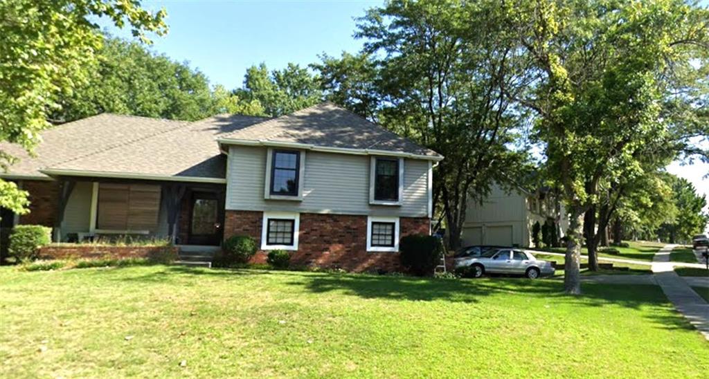 Photo of 12001 Aberdeen Road Leawood KS 66209