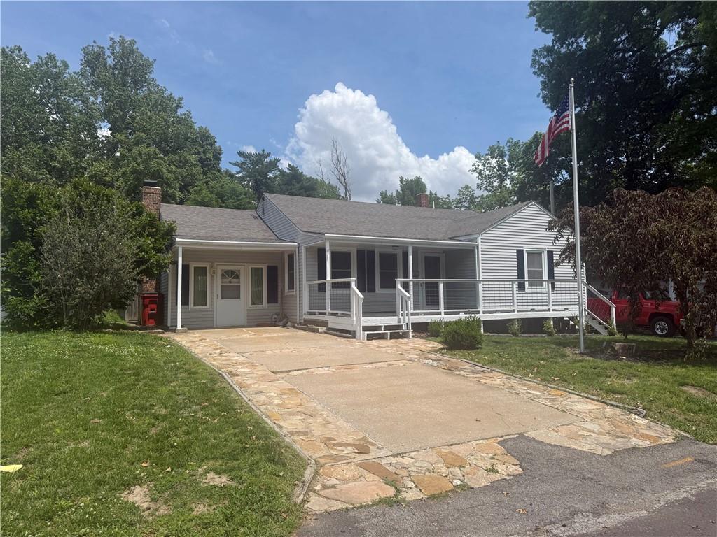 Photo of 1206 Francis Street Lexington MO 64067