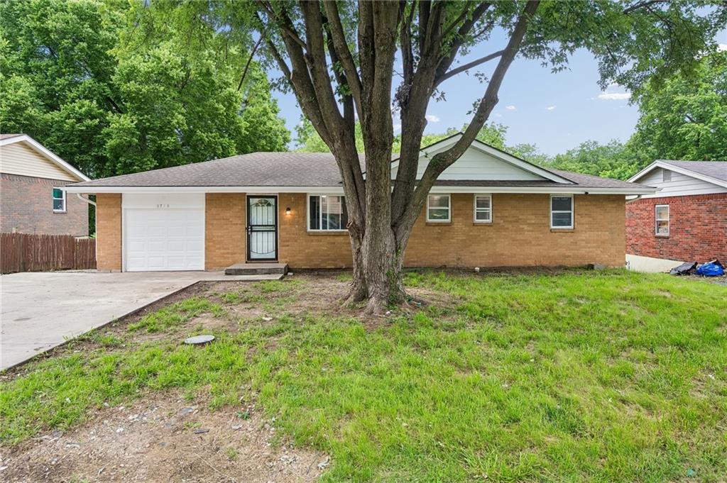 Photo of 6716 NE Cotter Avenue Kansas City MO 64119
