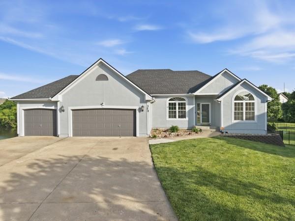 Photo of 329 SE Chelsea Lane Lee's Summit MO 64063