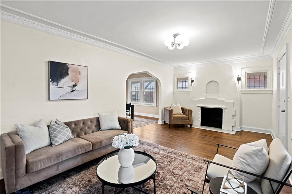 Photo of 1122 E 76th Street Kansas City MO 64131