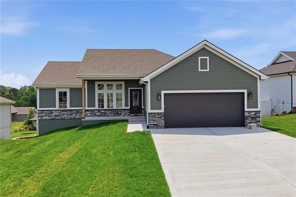 Photo of 2211 Ashford Street Excelsior Springs MO 64024