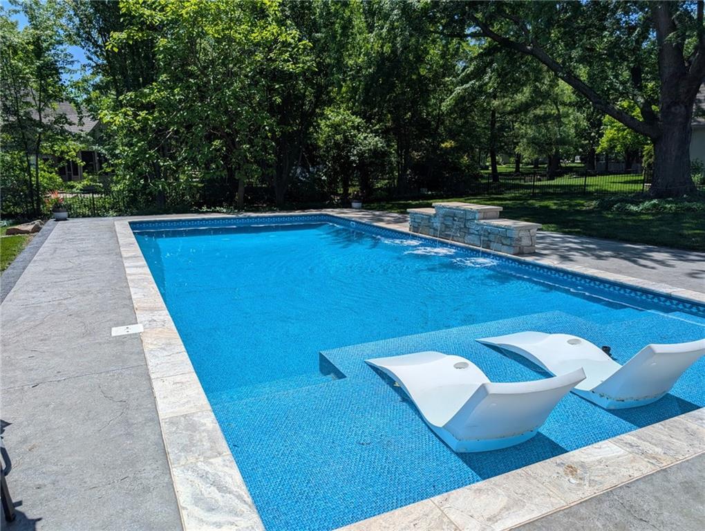 Photo of 4505 W 138th Street Leawood KS 66224