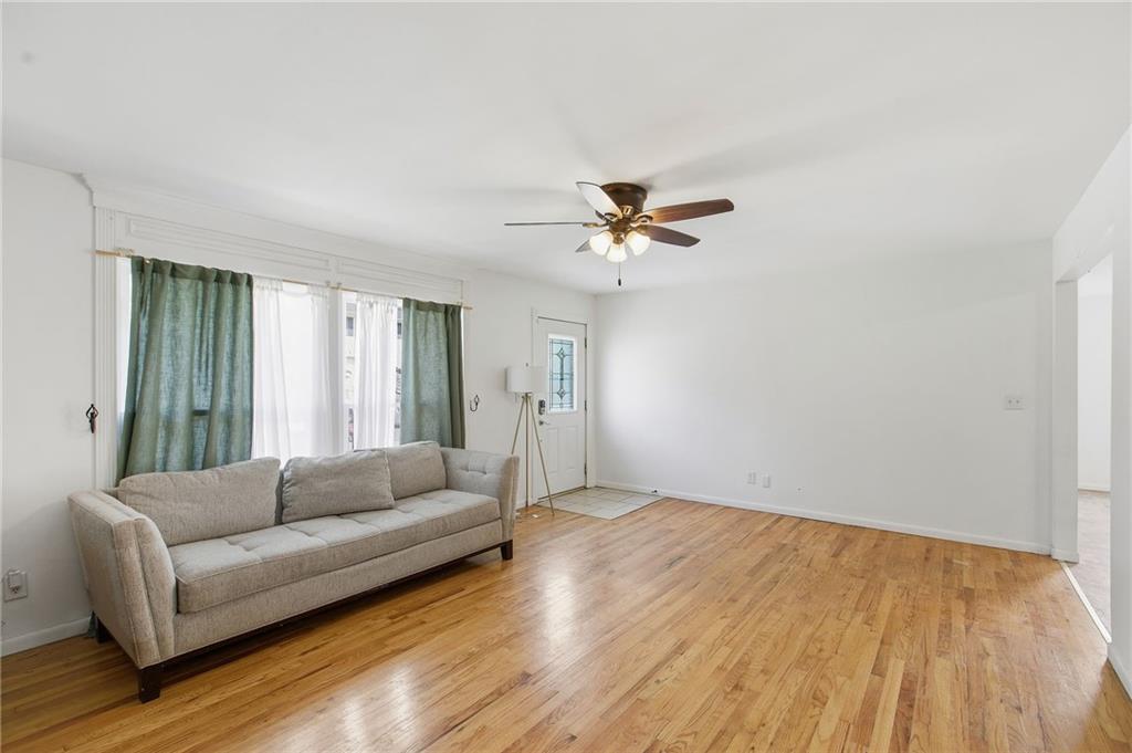 Photo of 112 Collette Street Excelsior Springs MO 64024