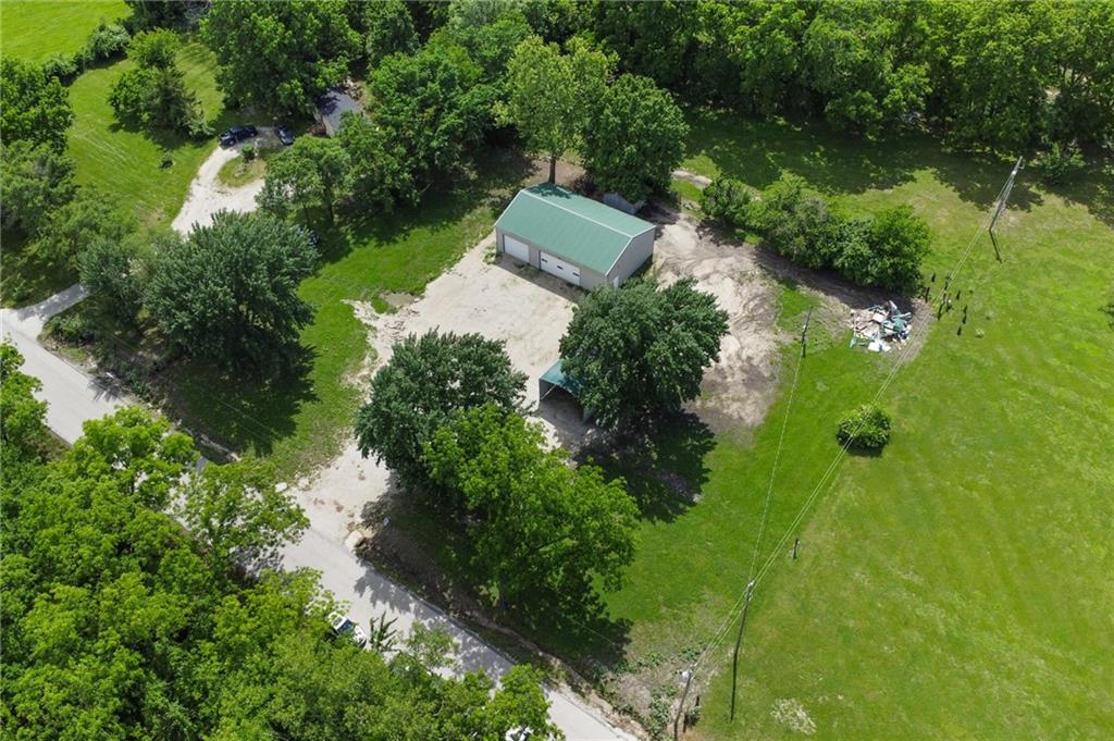 Photo of 22898 Valley Road Lacygne KS 66040