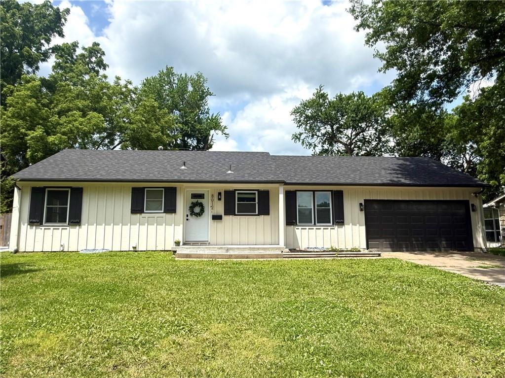Photo of 8012 Elm Avenue Raytown MO 64138