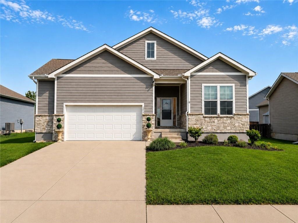 Photo of 1540 SW Cornwall Road Raymore MO 64083