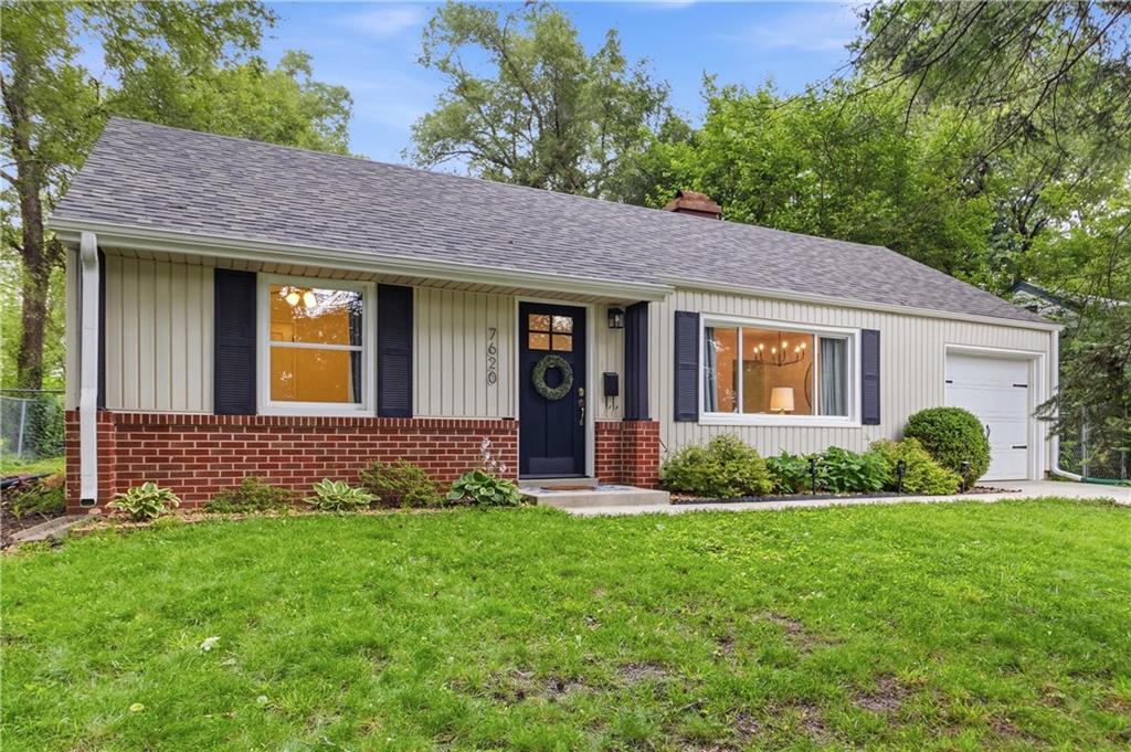 Photo of 7620 Rainbow Drive Prairie Village KS 66208