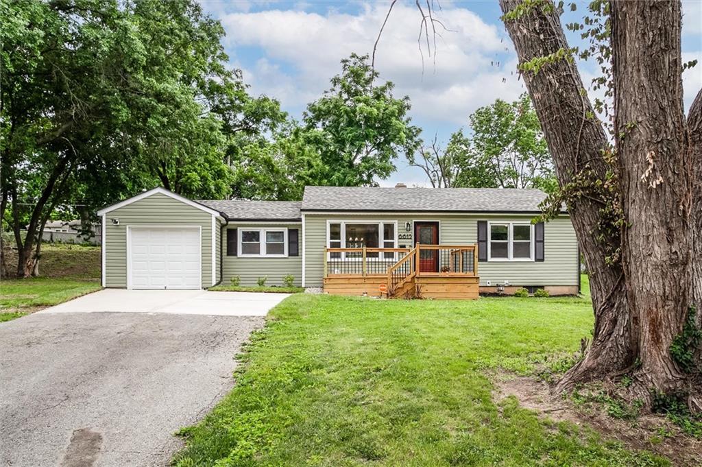 Photo of 6615 Fairway Drive Kansas City MO 64129