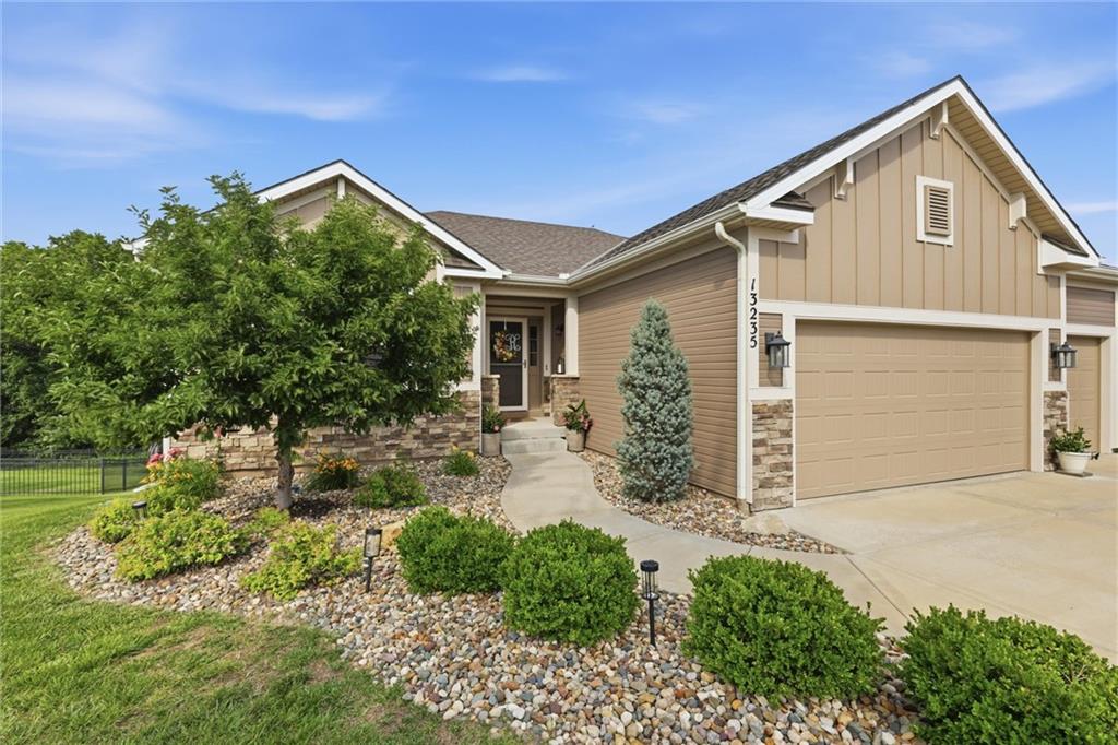Photo of 13235 N Shadow Brook Court Platte City MO 64079