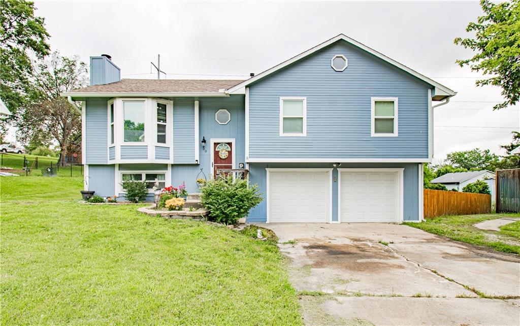 Photo of 504 Dogwood Drive Knob Noster MO 64093
