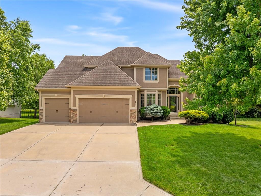 Photo of 1613 NE Shadow Valley Drive Lee's Summit MO 64064