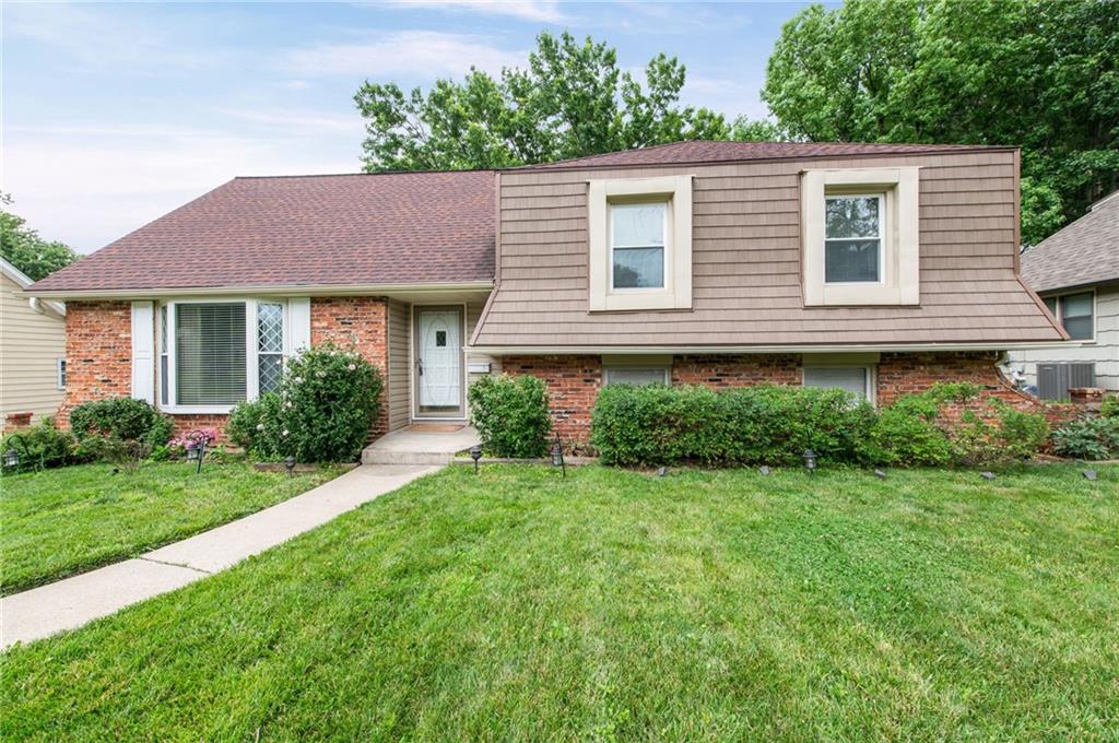 Photo of 6819 Birch Lane Kansas City MO 64151