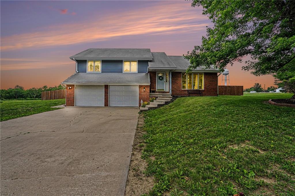 Photo of 705 Benjamin Avenue Gower MO 64454