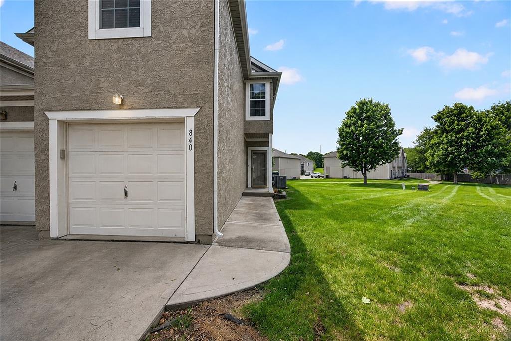 Photo of 840 S Woodson Court Gardner KS 66030
