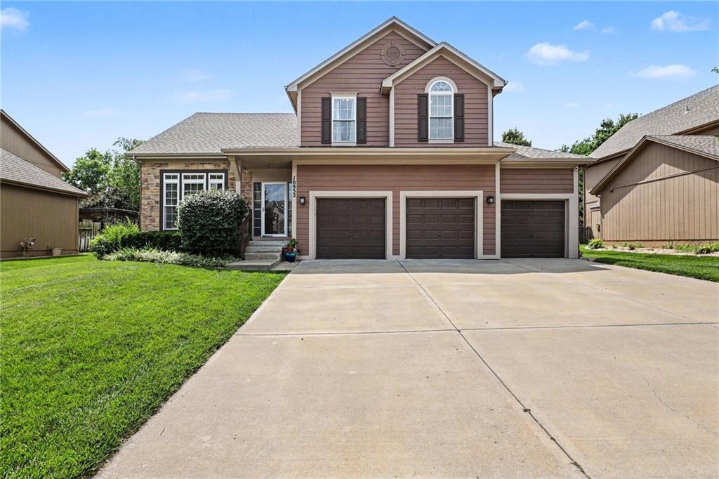 Photo of 10952 S Emerald Street Olathe KS 66061