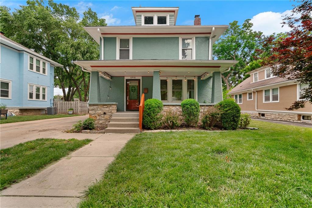 Photo of 5915 Holmes Street Kansas City MO 64110