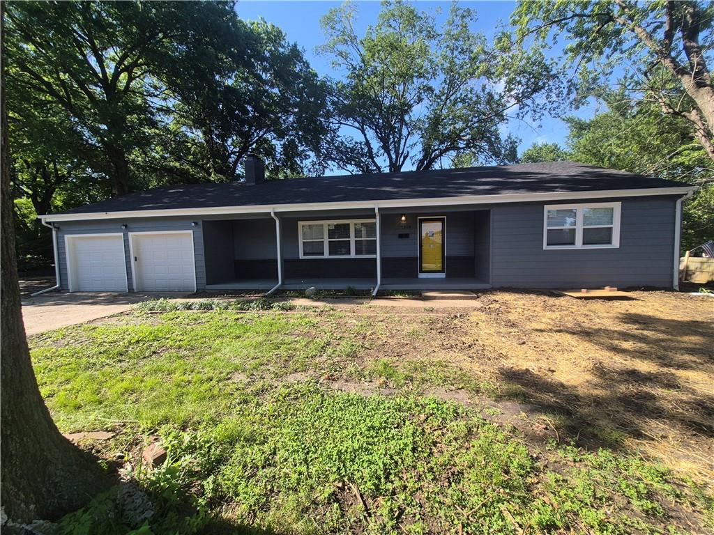 Photo of 7310 High Grove Road Grandview MO 64030