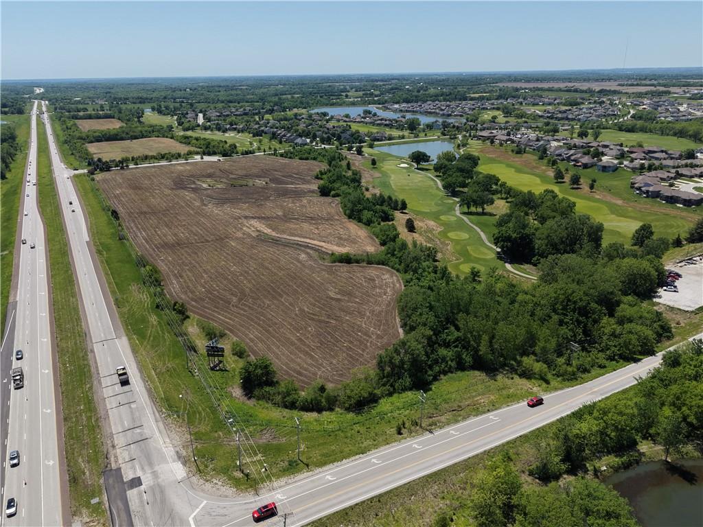 Photo of 13901 Hollingsworth Road Basehor KS 66007