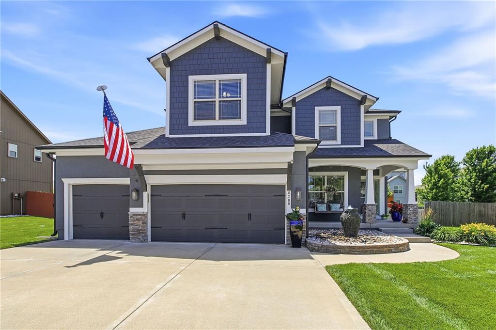Photo of 8209 NE 103rd Street Kansas City MO 64157