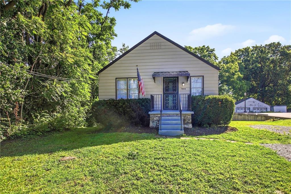 Photo of 7844 Stover Lane Kansas City KS 66109