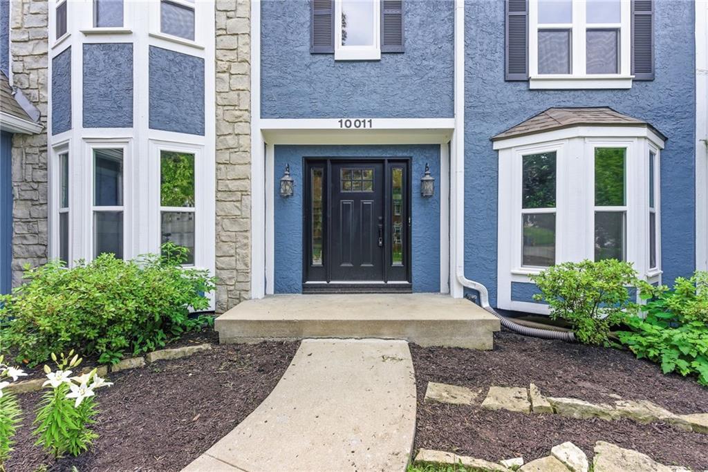 Photo of 10011 W 125th Terrace Overland Park KS 66213