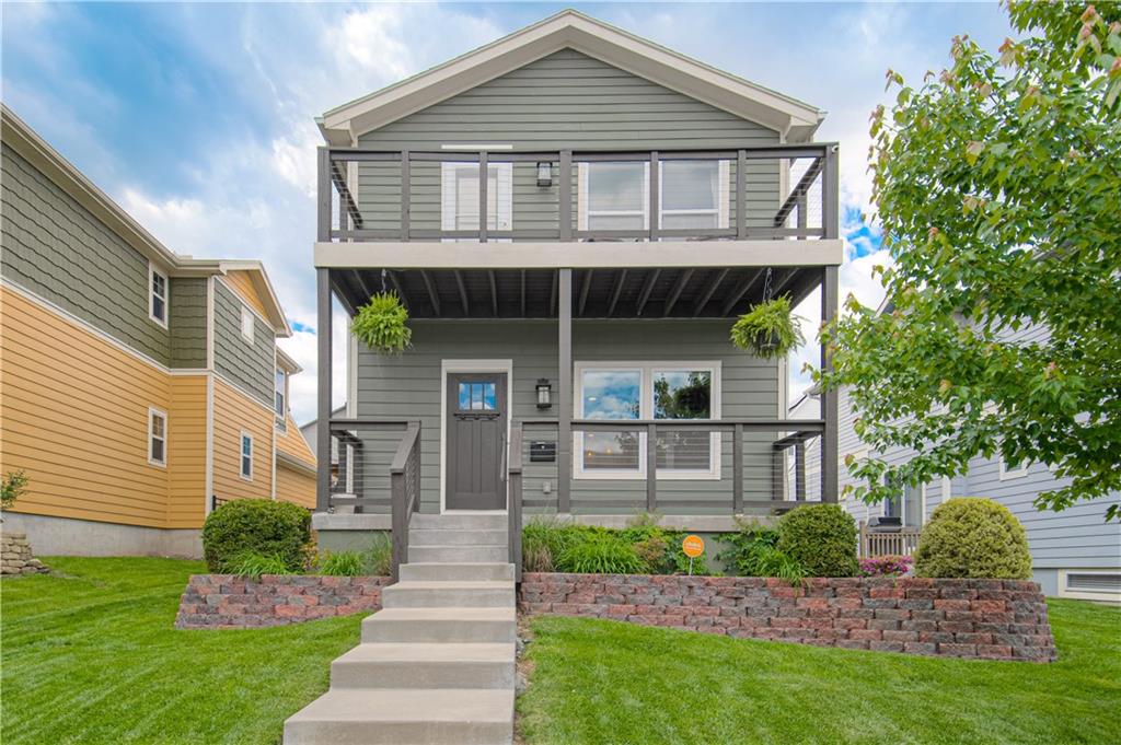 Photo of 2546 Tracy Avenue Kansas City MO 64108