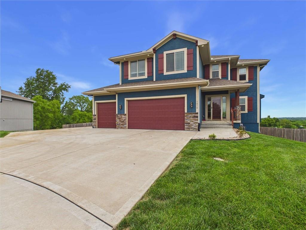 Photo of 1010 Clayton Drive Raymore MO 64083