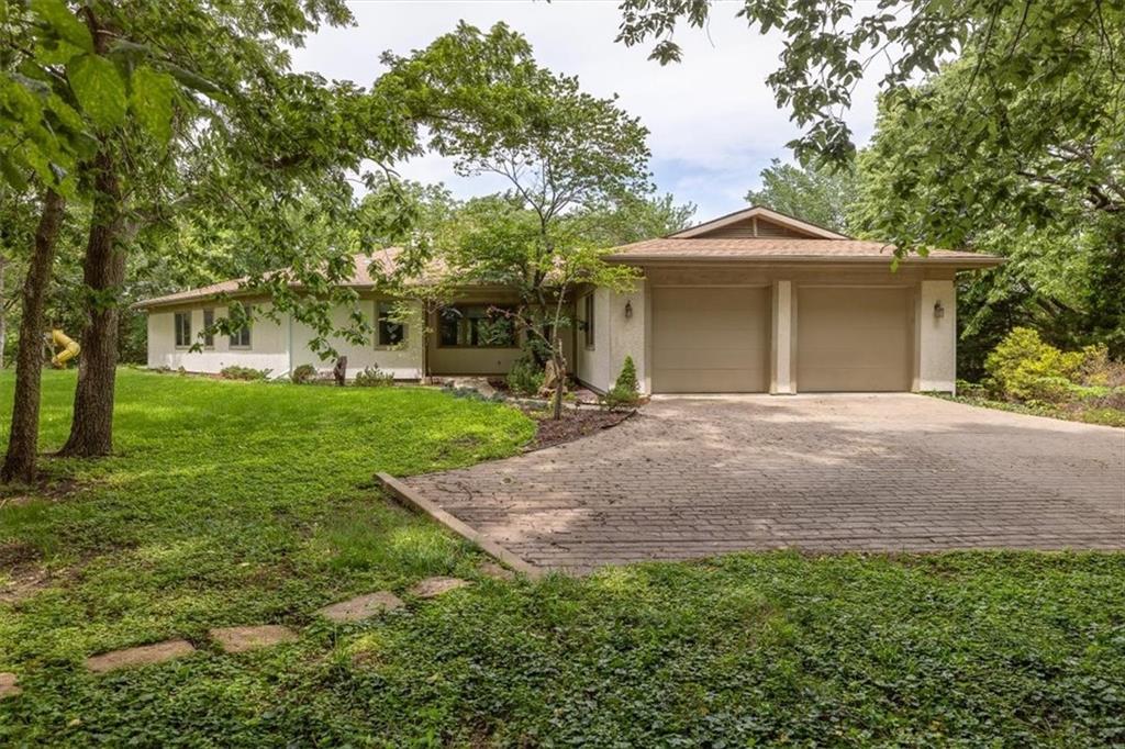 Photo of 1825 Castle Pine Court Lawrence KS 66047