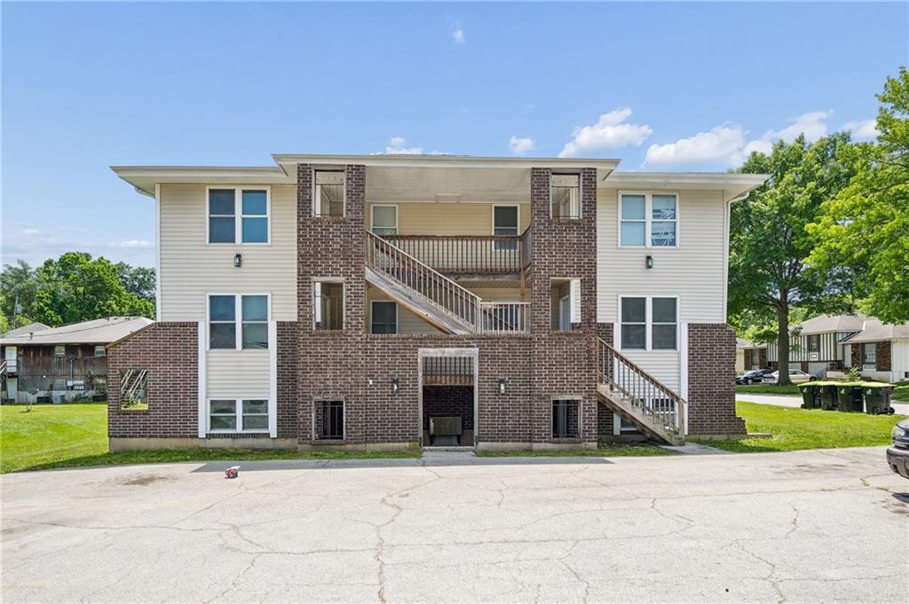 Photo of 9201 E 54th Street Raytown MO 64133