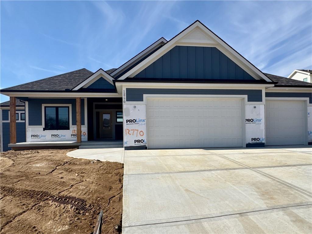 Photo of 12725 N Champanel Way Platte City MO 64079